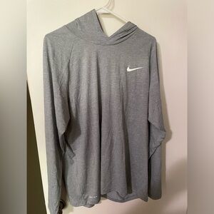 NWT Mens Nike hooded long sleeve
